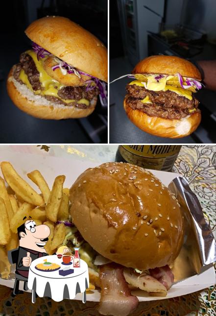 Dela's Burger2