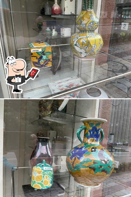 こおろぎ茶屋