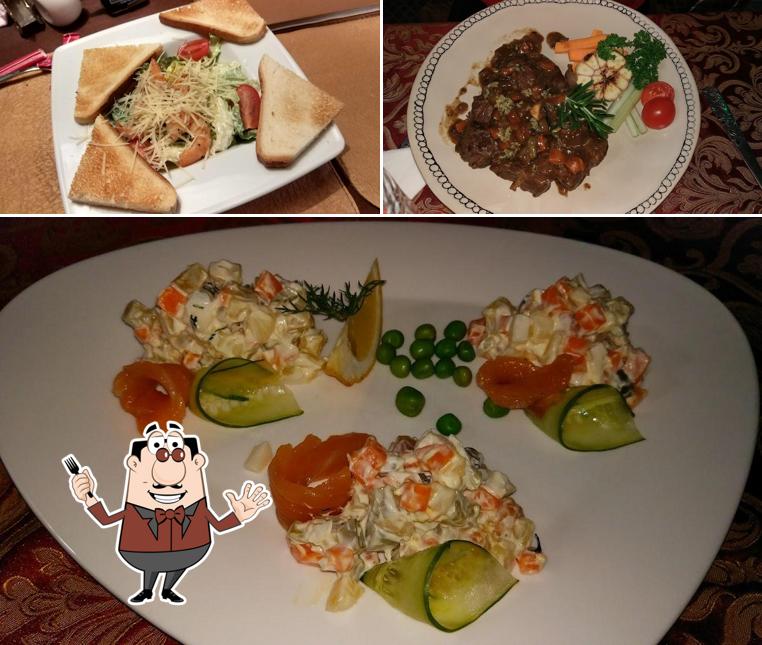 Еда в "Абажуре"