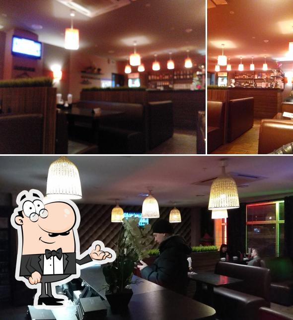 Посмотрите на внутренний интерьер "Океан фиш"