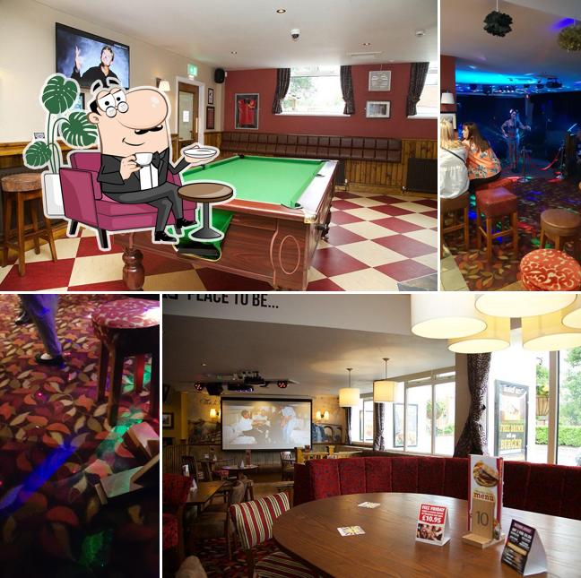 The Woodley Arms