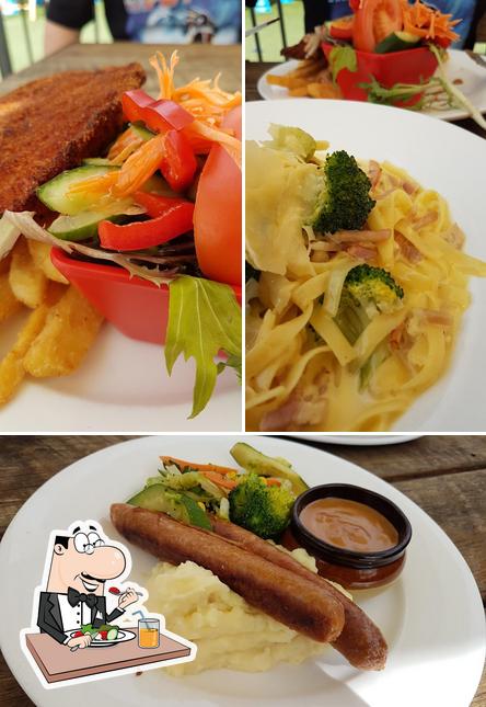 Nine & Ten Cafe