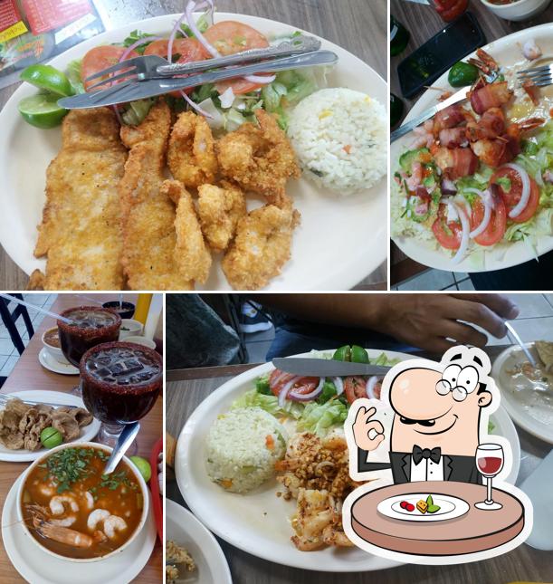 Pescados y Mariscos El Güero 1