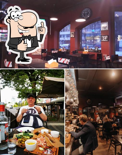 Это изображение паба и бара "Шварцкайзер"