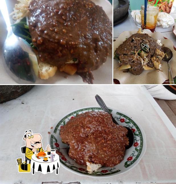 Warung Rujak Bu Dilem