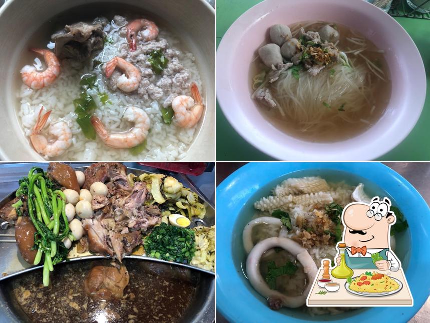 ข้าวขาหมูตลาดทวีโรจน์