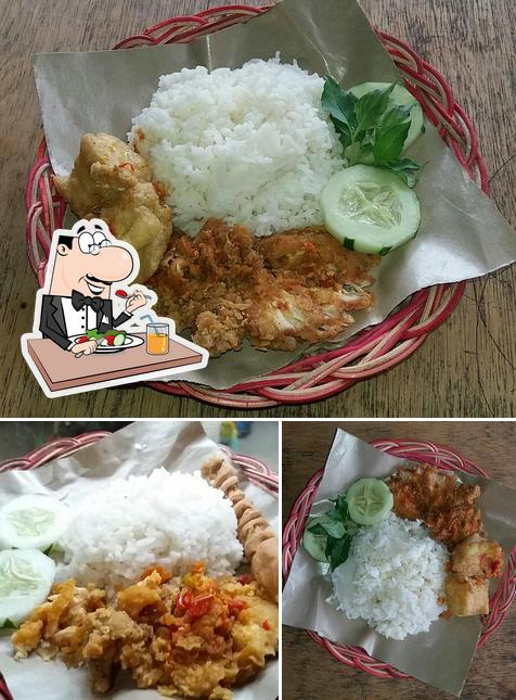 Ayam Geprek Mbak Herlin @Warung KP