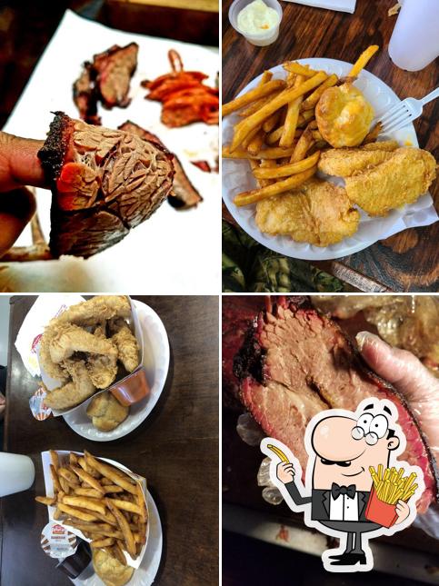 Daddy's Tires Guns & Chicken (Burgers too!)