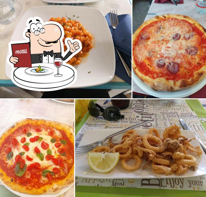 Tria Street Food