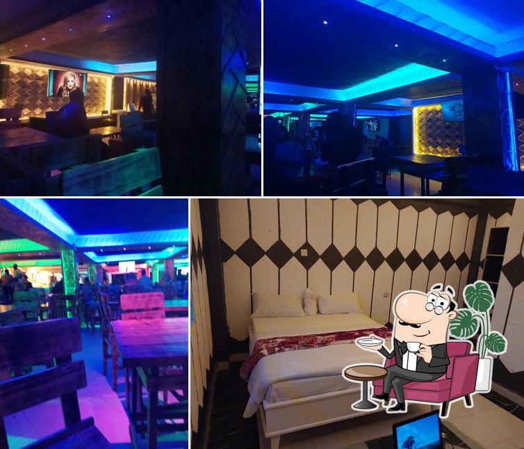 Epitomic Lounge & Grill