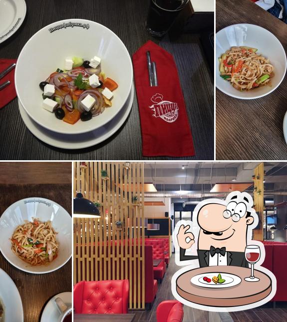 Еда в "ПиццаФабрике"