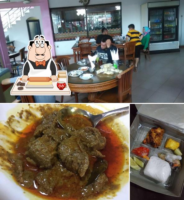 Rumah Makan Rumah Gadang Simpang Raya