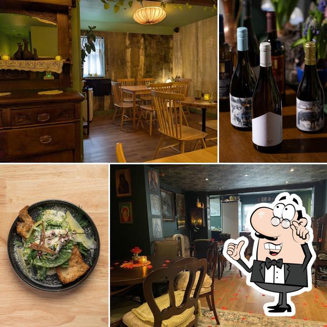 The Three Quarters kitchen