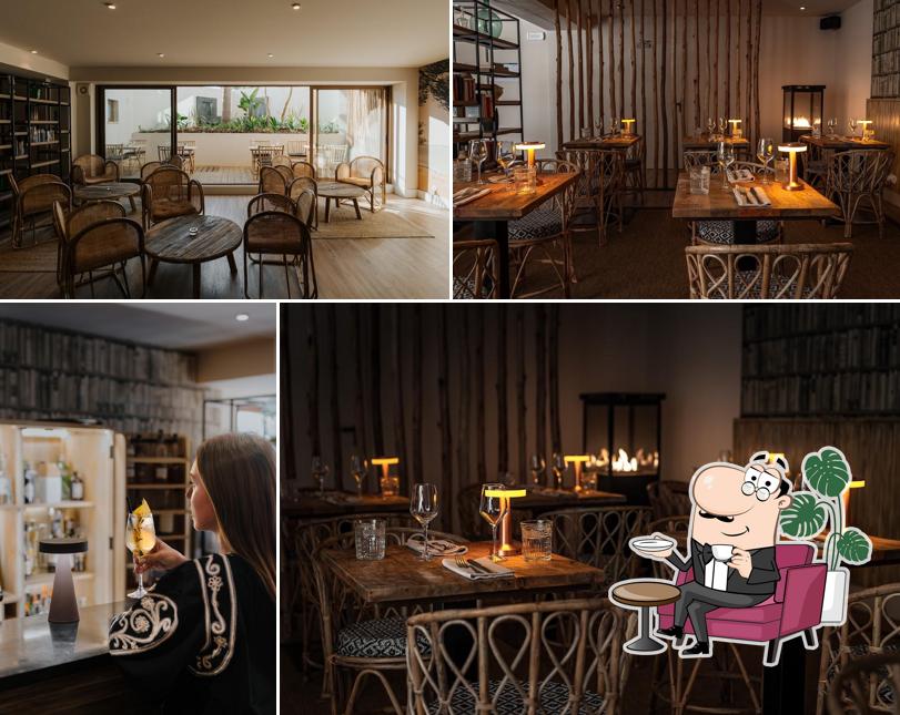 Library Bar & Restaurant