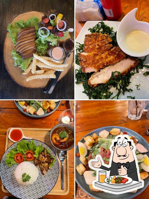 ณ​ บ้านแพ้ว​ Cafe​ &​ Bistro