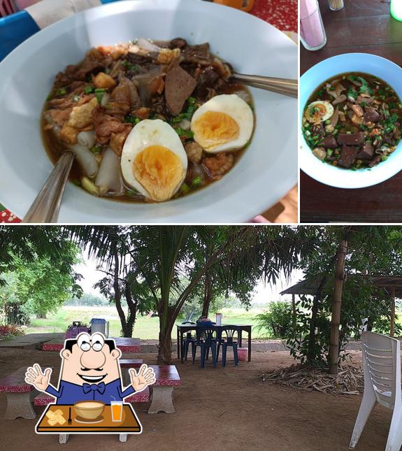 ก๋วยจั๋บทรงเครื่อง