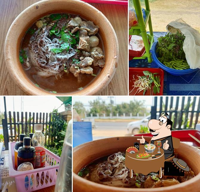 ก๋วยเตี๋ยวเรือหม้อดิน กินเส้น
