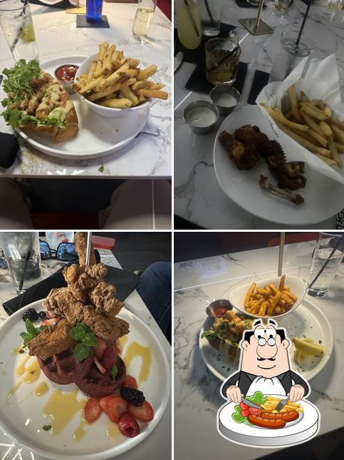 Red Room Bistro