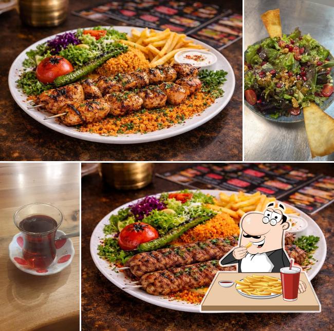 MOON Steak & Grill