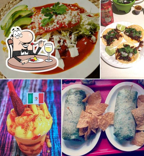Little Chicos Bar & Grill