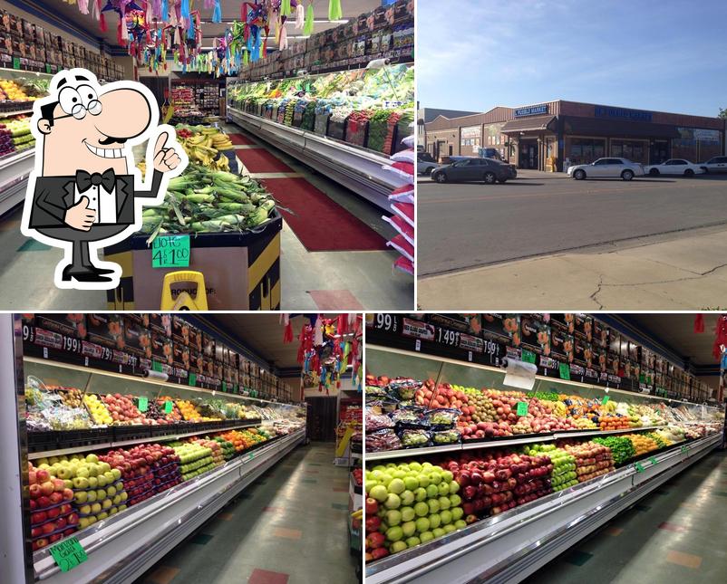 El Pueblo Market