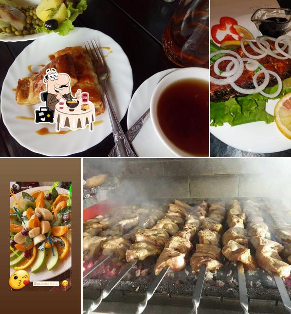 Еда в "Волжанке"