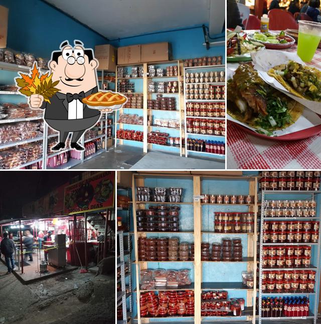Tacos Rene’s Mariano Matamoros taqueria ubicada aún costado de panadería sahory