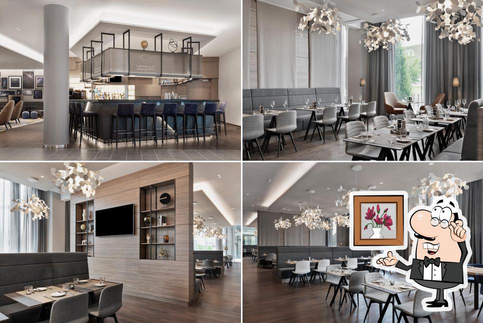 THE FACULTY Restaurant & Bar