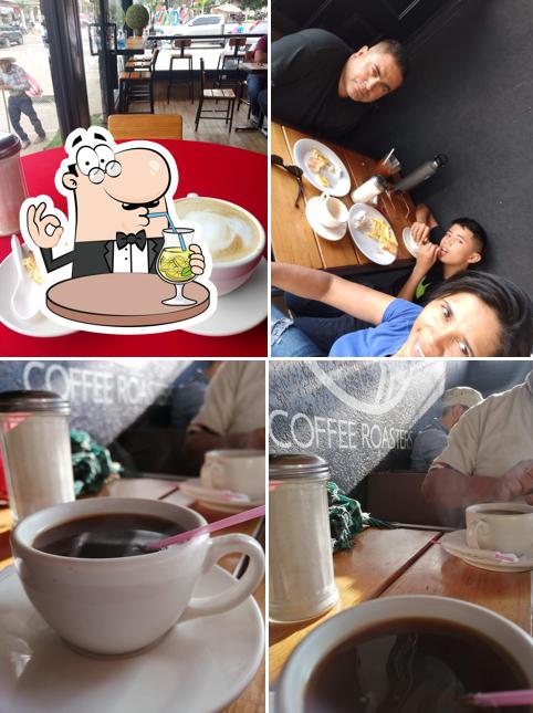 D'Lo Alto Coffee Roasters