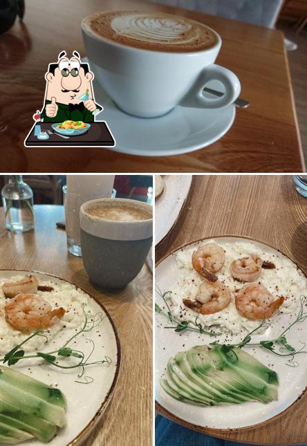 Еда в "КофеМолке"