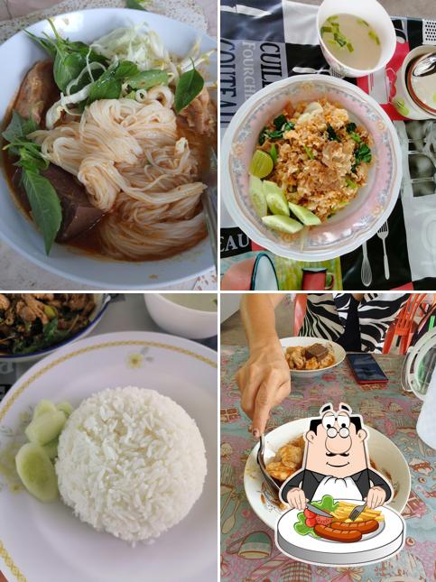 ร้านขนมจีนแม่จรูญ