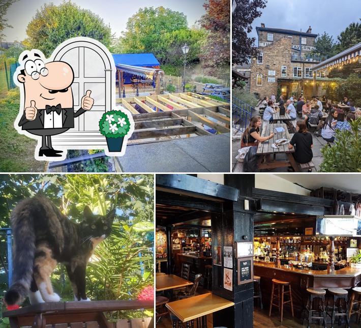 The Oval Tavern