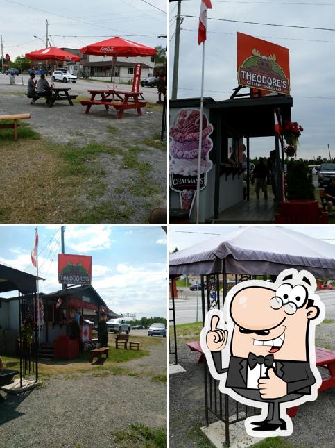 Temagami Chip Stand