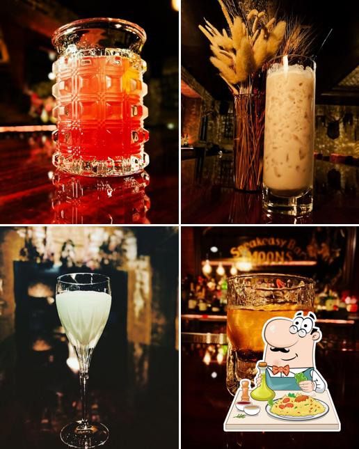 Speakeasy Bar MOONS