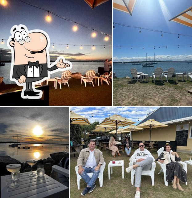 Iluka Sunset & Wine