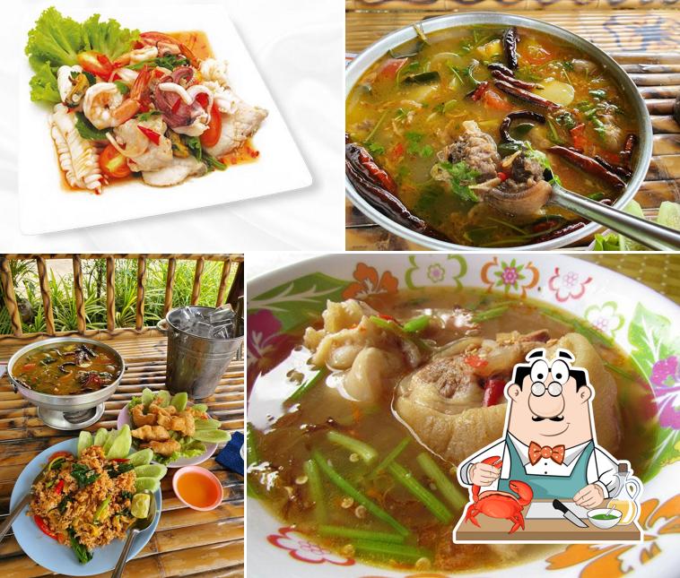 ร้านอาหารเปลือกไม้งาม