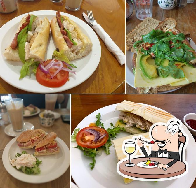 Munch Coffee, Bar and Kitchen