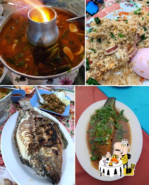 Chiang Saen Mekong Riverside Food Carts
