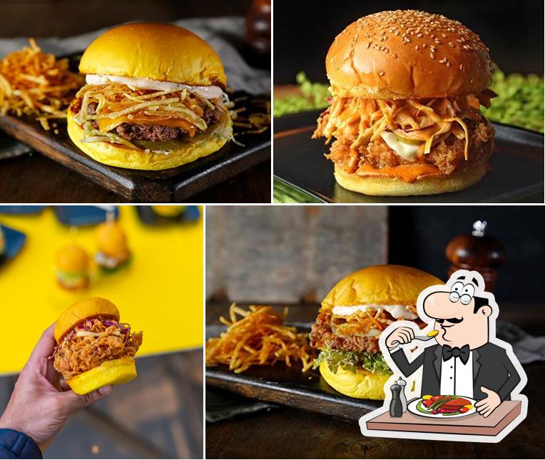 Manhattan burger hawally