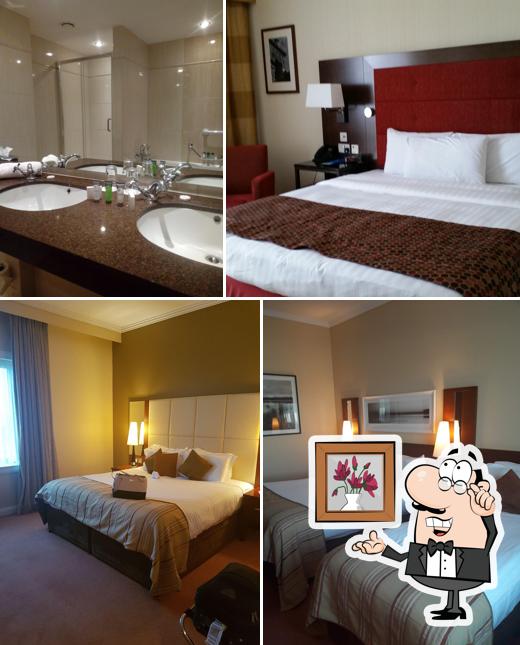 Shearwater Hotel