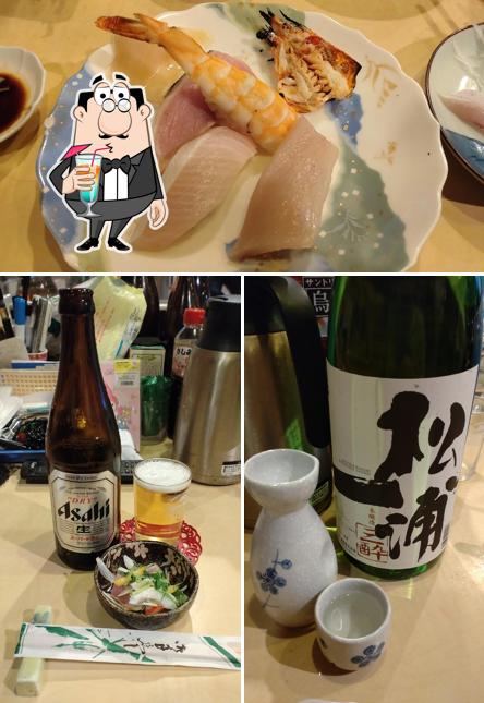 三津