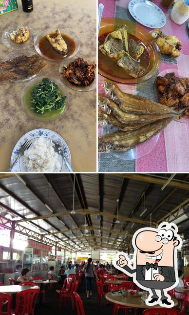 椰树下小贩中心 ( Coconut Garden Food Count)