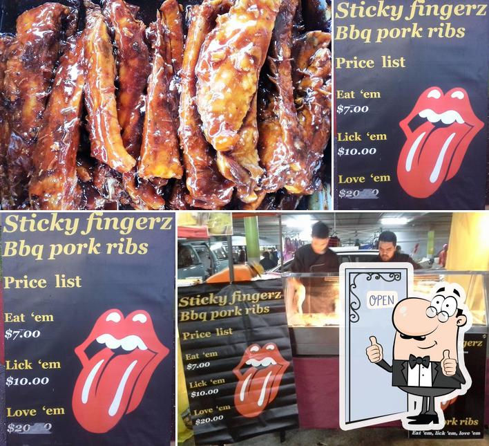 Sticky fingerz pork ribs