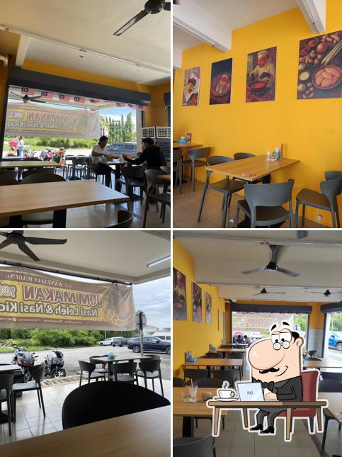Warung Rakyat TTDI Jaya (Rantaian Warung)
