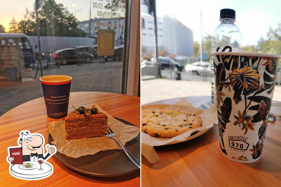 Еда в "Surf Coffee X Aurora"
