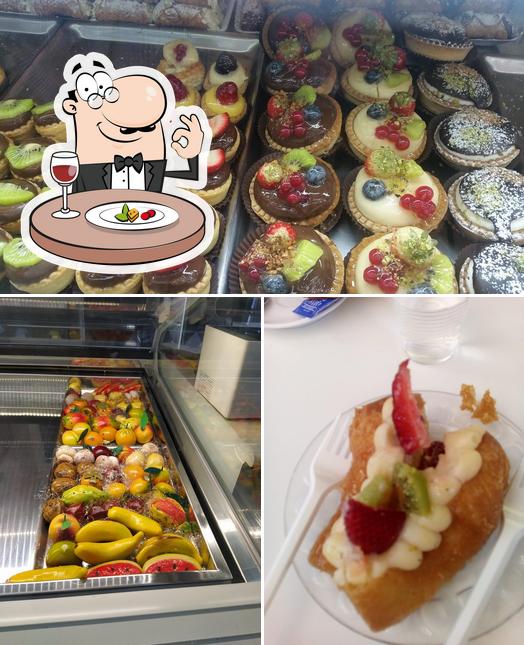 Pasticceria Bar Barcellona....caffetteria...gelateria...tavola calda..