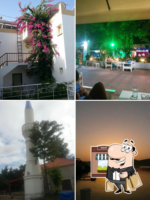 Manuela Hotel