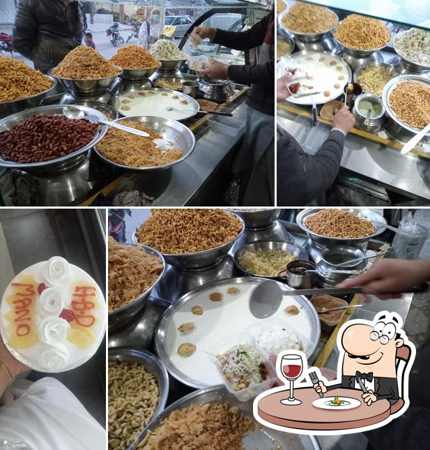 Wah Sweets And Bakers