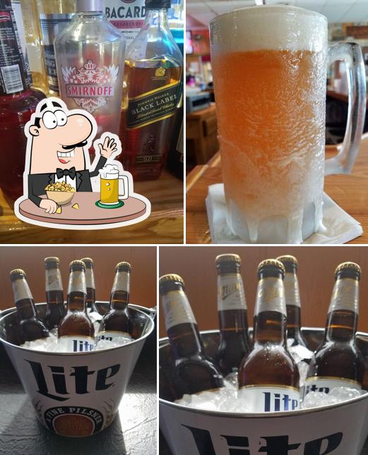 Zoo Bar & Lounge