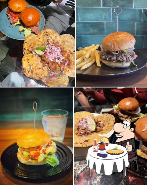 No.16 Burger & Tacos Studio